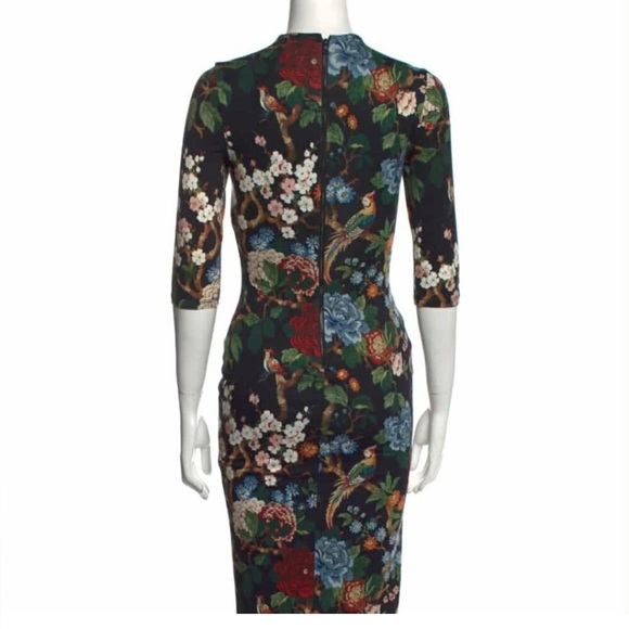 Alice @ Olivia floral body hugging dress - Picture 4 of 5